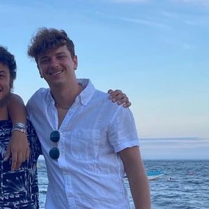 Meet your Posher, Nicolo